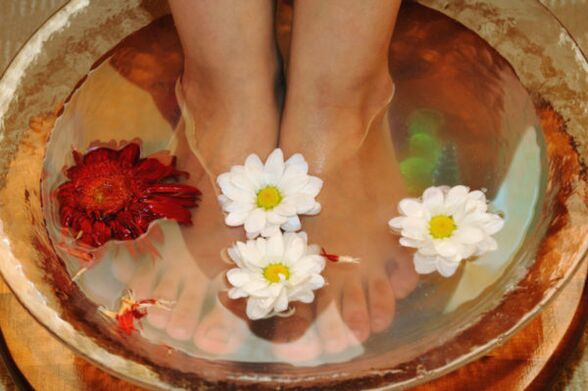 bain de pieds thérapeutique pour le psoriasis